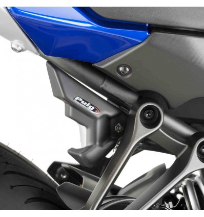 Copertura laterale Puig nero per serbatoio fluido freni posteriore su Yamaha Tracer 700 2020