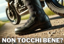 Come abbassare l'altezza di una moto