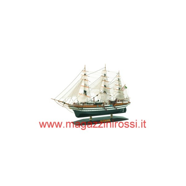 Modellino nave scuola Amerigo Vespucci
